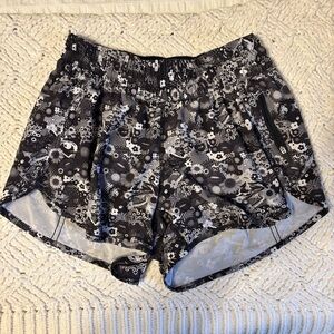 Lululemon 2017 Seawheeze Running Shorts